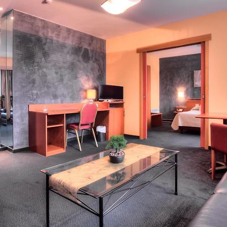 Hotel Tristar La Louvière الغرفة الصورة